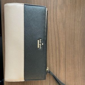 Kate Spade all in one wallet.